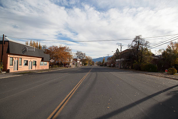 istock Quiet, Old Main Street USA 535229989