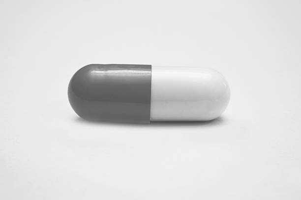 istock medical capsules isolated on white background 535239941