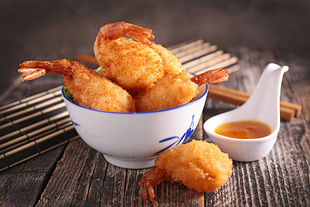 Camarão Empanado Crocante com Molho Tártaro Caseiro - receita deliciosa profissional - passo 2