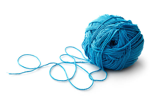 tessuto: gomitolo di lana - blue wool foto e immagini stock