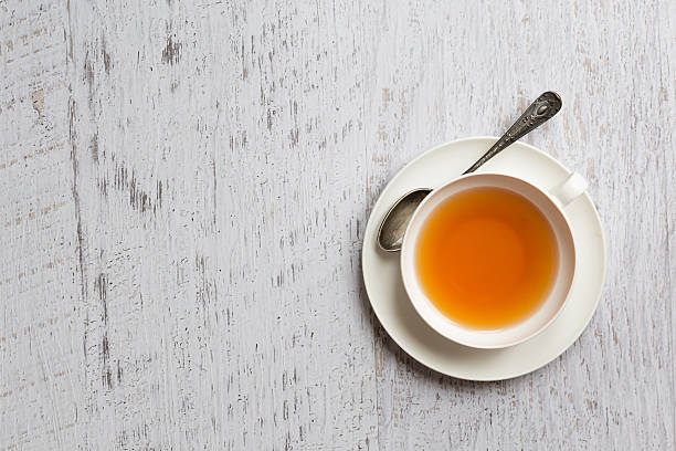 tazza di tè su sfondo bianco, vista dall'alto di - backdrop design decoration winter foto e immagini stock