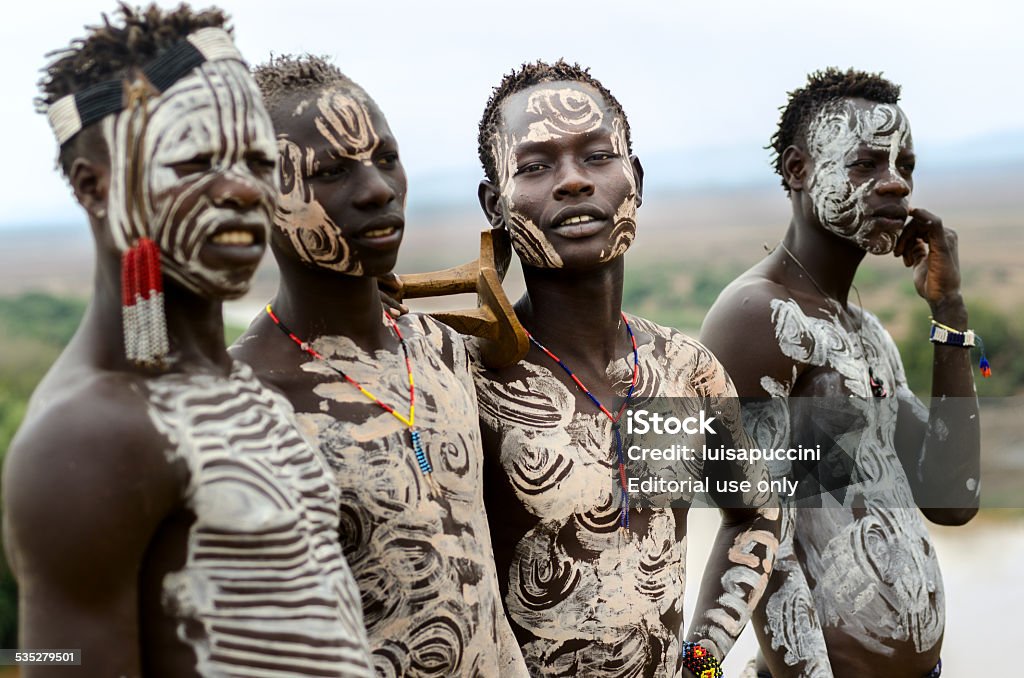 Photo libre de droit de Traditionnel De Peinture Corporelle banque d'images  et plus d'images libres de droit de Culture karo - Culture karo, Éthiopie,  Afrique - iStock