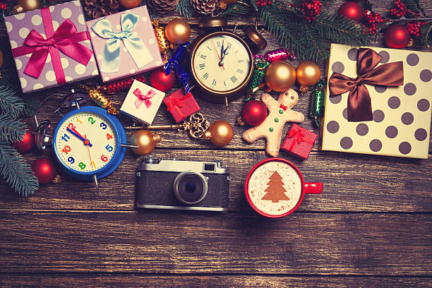 istock Christmas gifts, coffee, gingerbread, alarm clocks 535279527