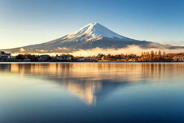 fujisan - berg fudschijama stock-fotos und bilder