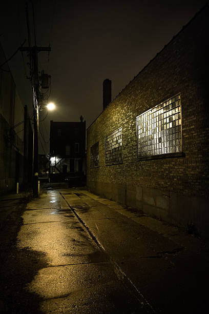 istock Dark City Alley 535390662