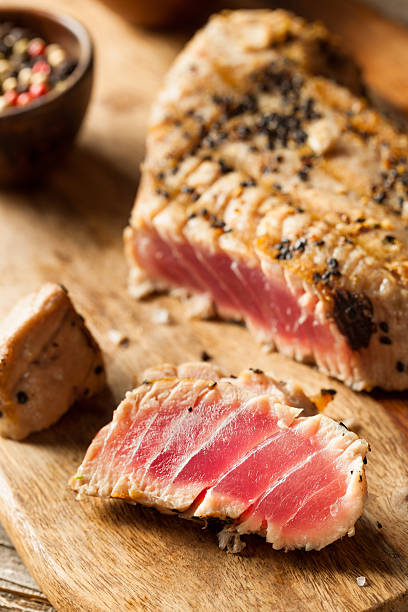 domowe grillowane stek z tuńczyka sezamowego - tuna steak grilled tuna food zdjęcia i obrazy z banku zdjęć