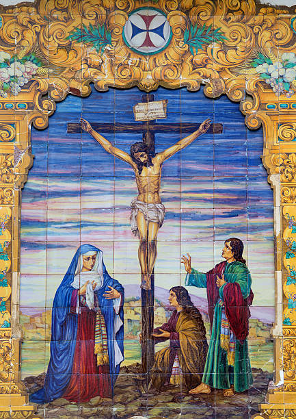 istock Seville - The ceramic tiled Crucifixion 535400853