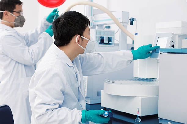 istock Male Working with Specialist Scientific Equipment 535408556