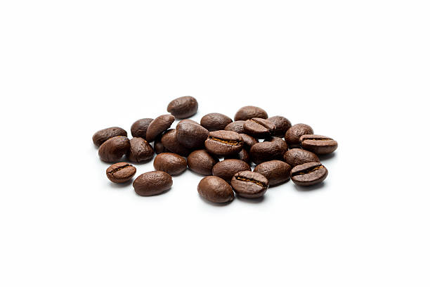 granos de café frescos - caffeine selective focus indoors studio shot fotografías e imágenes de stock