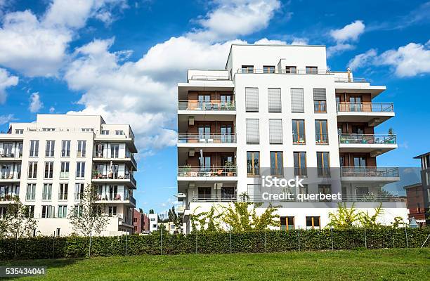 Apartments Stockfoto und mehr Bilder von Block - Form - Block - Form, Wohngebäude-Innenansicht, Berlin