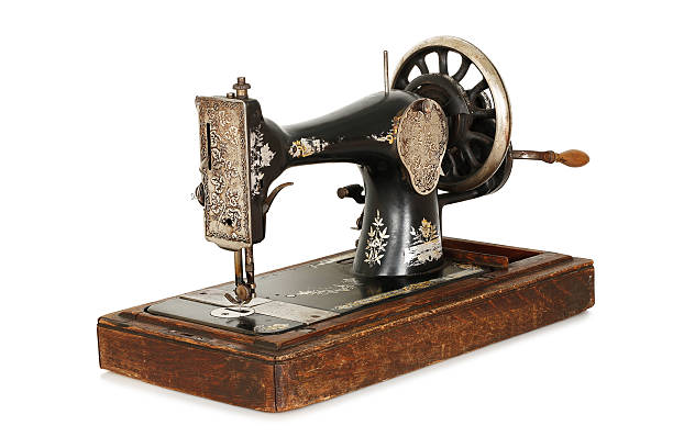 máquina de costura antiga - sewing machine sewing sewing item needle - fotografias e filmes do acervo