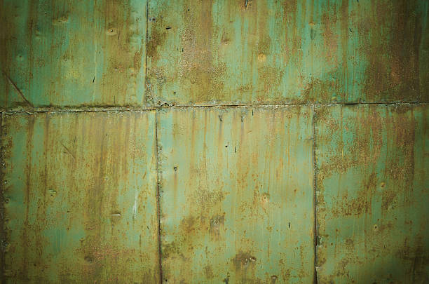 istock Rusty grunge green metal wall texture background 535443350