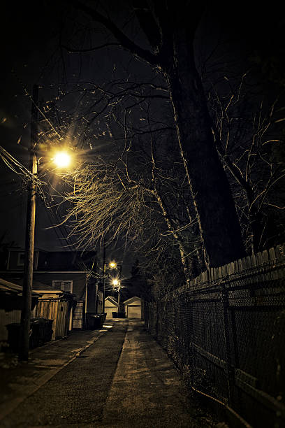 istock Dark City Alley 535448150