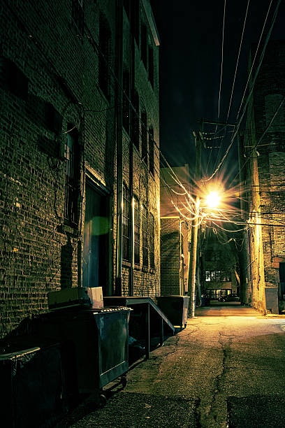 istock Dark City Alley 535452224