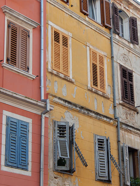 istock FACADES AND WINDOWS IN ROVINJ, CROATIA 535459324