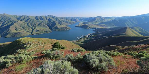 lucky peak reservoir, boise, idaho - boise river foto e immagini stock