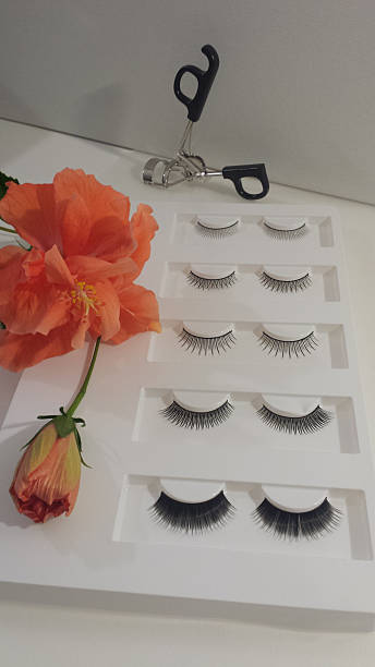 istock Super Fake Eyelashes & Expert Eyelash Curler Beautician Image 535465686