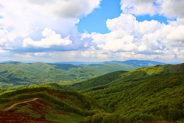 istock Stunning view in Bieszczady Mountains 535475375