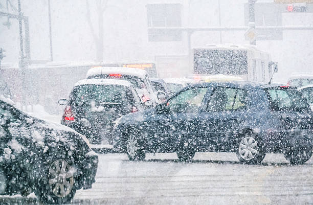 istock Snowy European day traffic 535492535