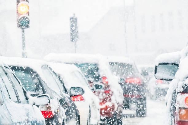 istock Snowy European day traffic 535492547