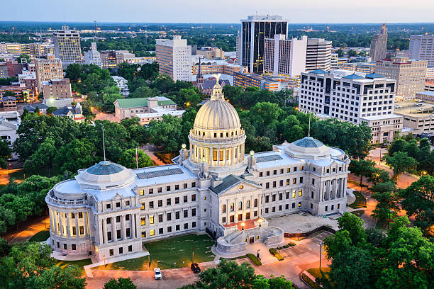 Jackson Mississippy Skyline Jackson, Mississippi, USA skyline over the Capitol Building. mississippi stock pictures, royalty-free photos & images