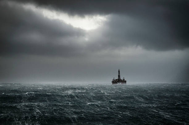 hiver de la mer du nord - sea storm photos et images de collection
