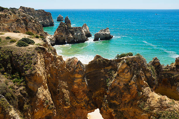 istock Algarve sea view - Protugal 535533724