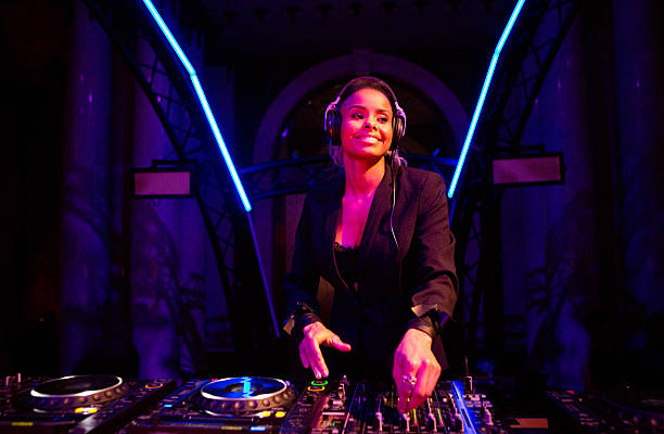 Female Disc 23,600+ Female Disc Jockey Stock Photos, Pictures & Royalty-Free Images ...