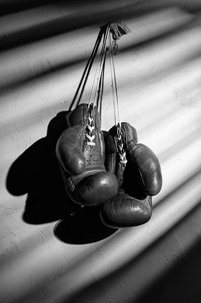 Boxing Gloves Stock Photo - Download Image Now - Boxing Glove, Boxing -  Sport, No People - iStock