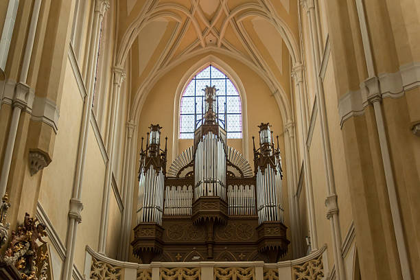 istock Cathedral near Kutna Hora 535585052