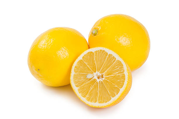 istock Healthy lemon fruits and his segment 535625077