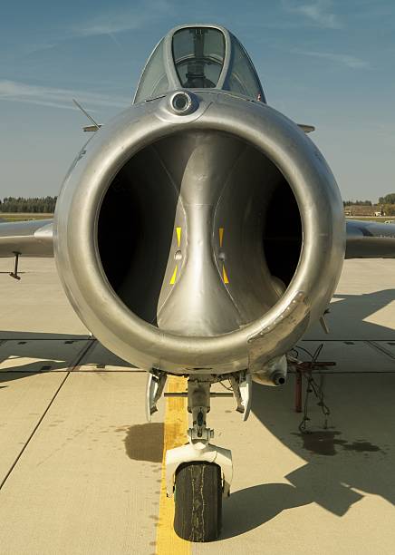 istock military aircraft, fighter jet 535628951