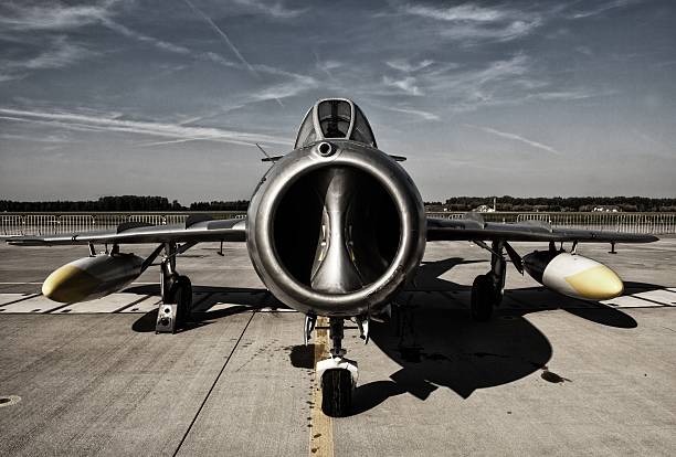 istock military aircraft, fighter jet 535628997