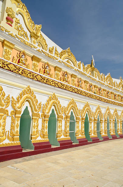 istock Umin Thonse Pagoda in Sagaing, Myanmar 535630231