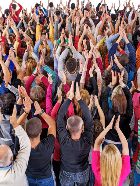istock Group of people applauding. 535633397