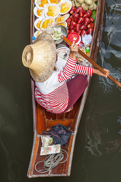 istock floating market Damnoen Saduak in Bangkok 535701835