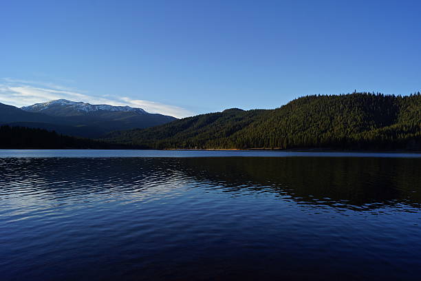 istock Lake Siskiyou Sunset 535871883