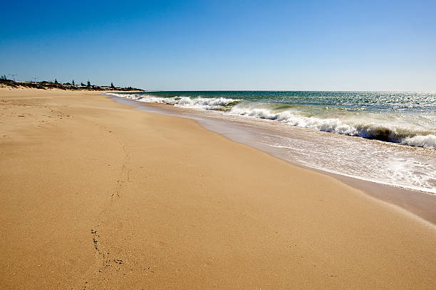 istock Soft wave of the sea on sandy beach 535873617