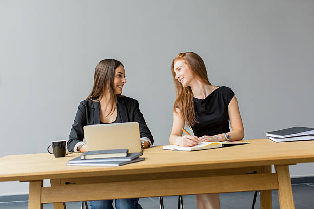istock Young women in the office 535888297