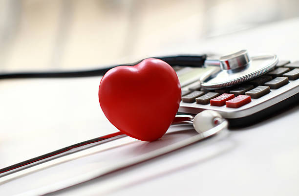 istock Heart Care and calculator 535897763