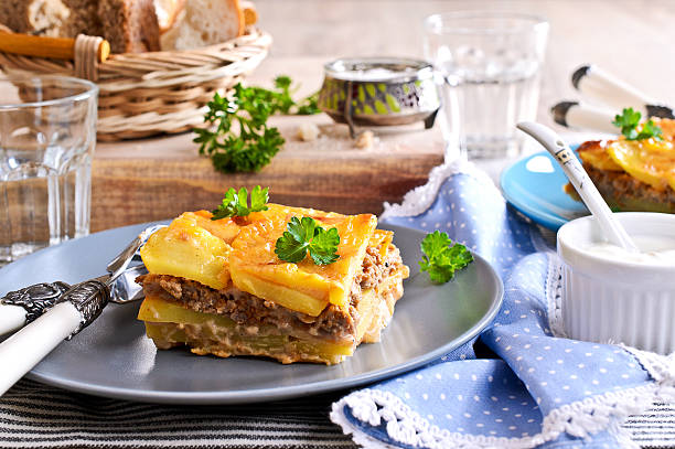 istock Graten potatoes and minced meat 535916093