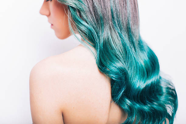 istock Turquise shadow hair 535918047