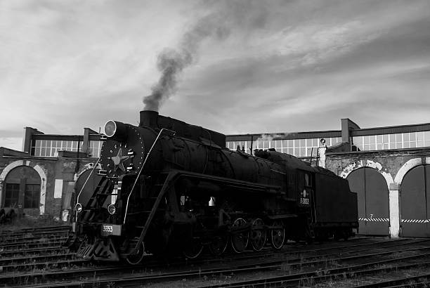 istock Retro locomotive 535918237