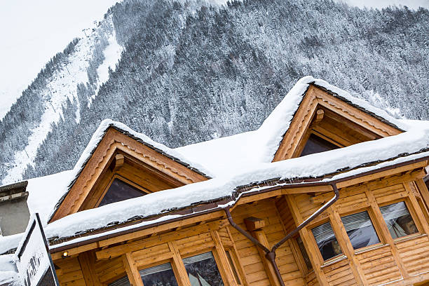 istock Snow covered chalet in the mountains 535920591