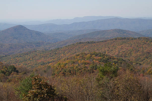 istock Scenic Appalachian Mountain Wilderness in Autumn 535934617