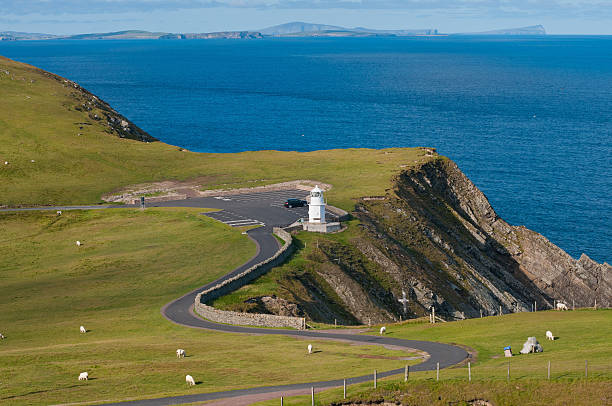 sumburgh kopf, shetland - landwärts blicken stock-fotos und bilder