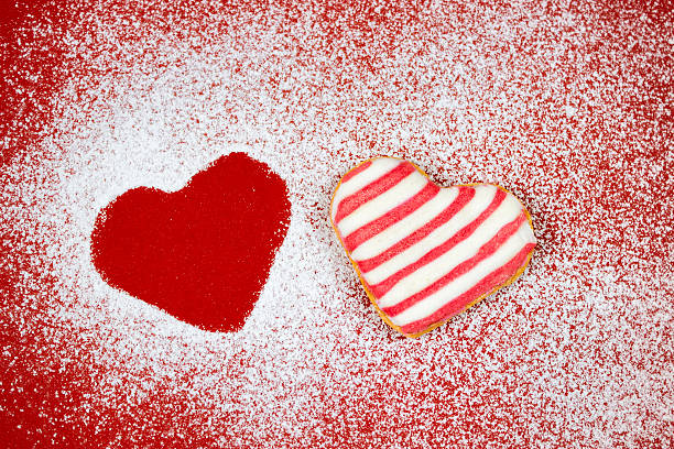 istock Powdered sugar heart shaped cookies 536009027