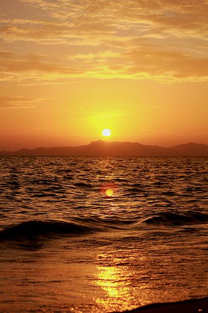 istock Sunrise over the sea 536032441