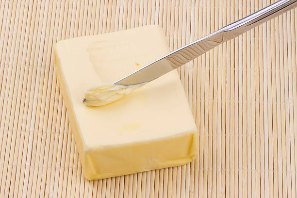 istock Piece of butter and knife 536091313