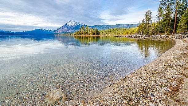 istock Lake Wenatchee in Winter 536091651